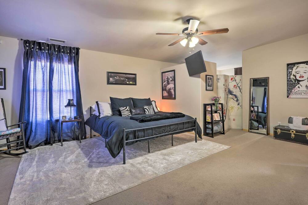 Photo of Bedroom in Placitas