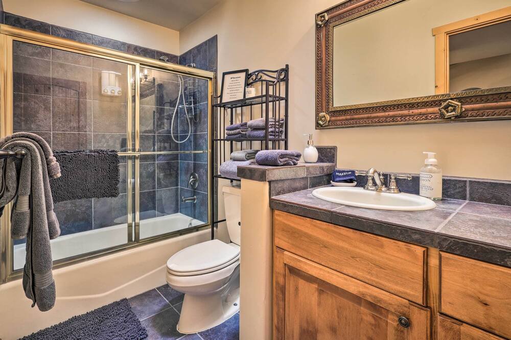 Photo of Bathroom in Placitas