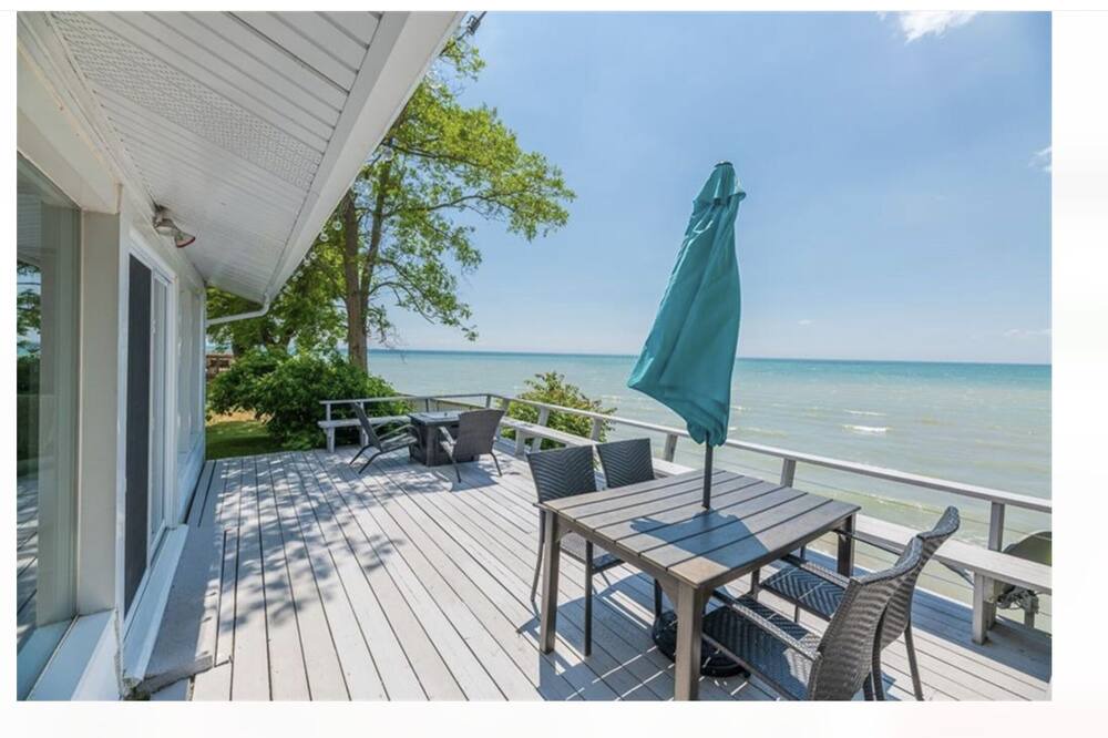 Photo of Patio Balcony in Wainfleet