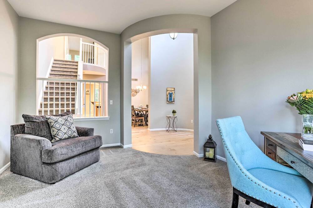 Photo of Livingroom in Henderson