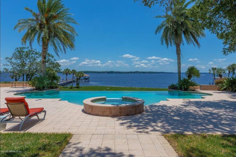 Photo of Outdoor in Orange Park