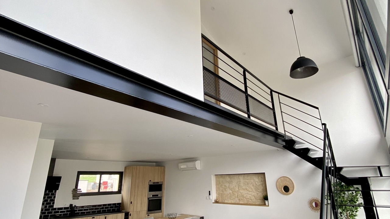 Photo of Livingroom in Saint-Andre-de-Cubzac