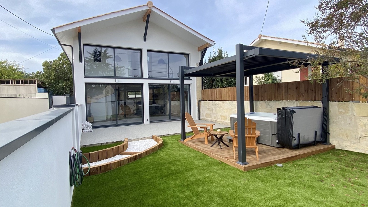 Photo of Outdoor in Saint-Andre-de-Cubzac