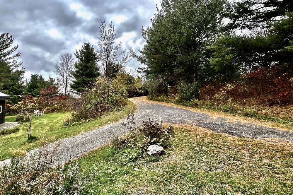 Photo of Outdoor in Burdett