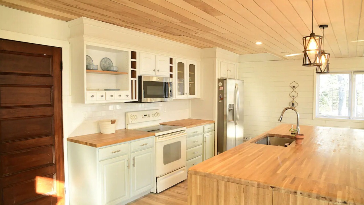 Photo of Kitchen in Mac Mahan