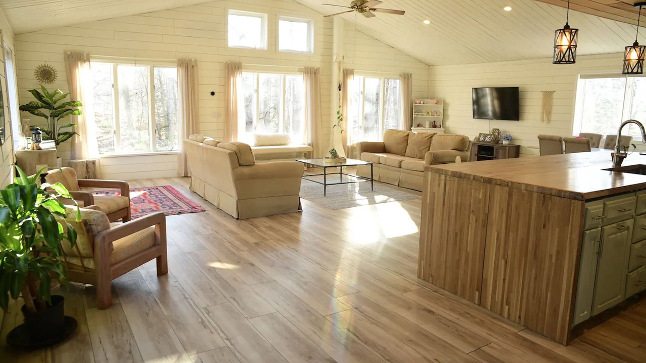 Photo of Others in Mac Mahan