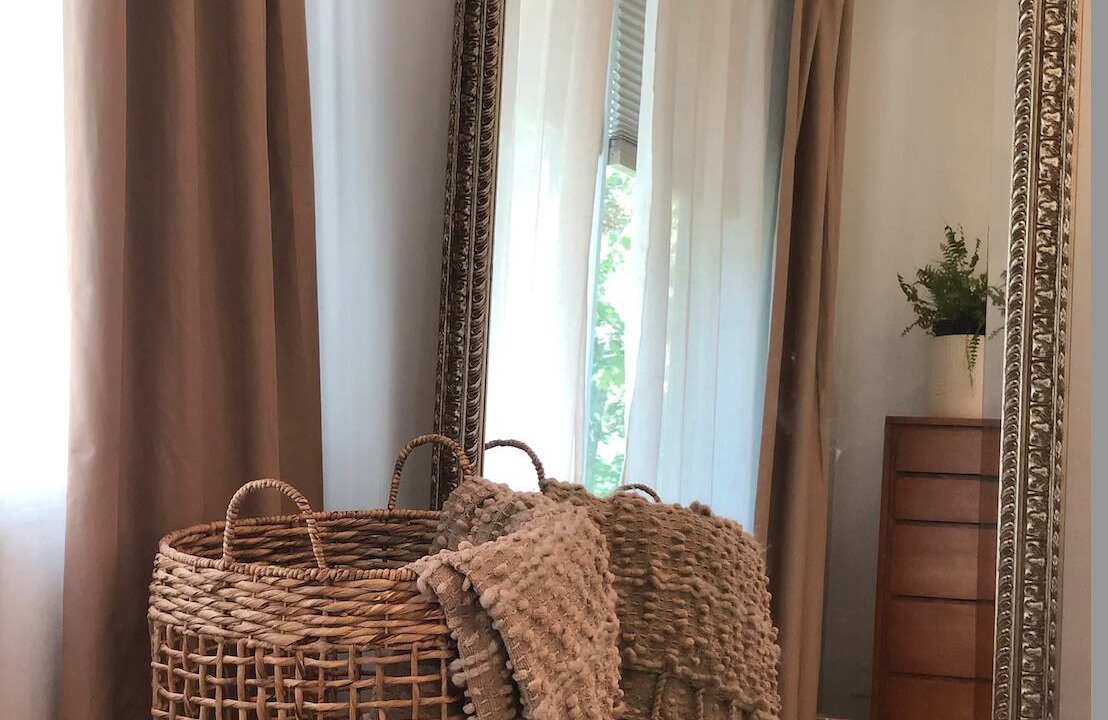 Photo of Others in Mac Mahan