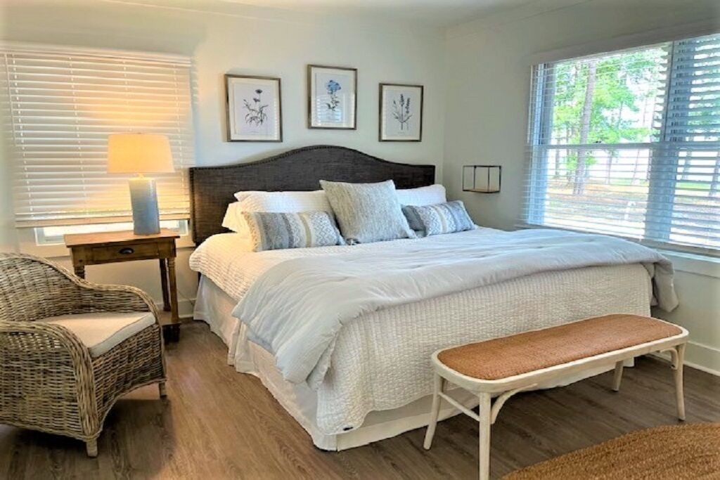 Photo of Bedroom in Abbeville