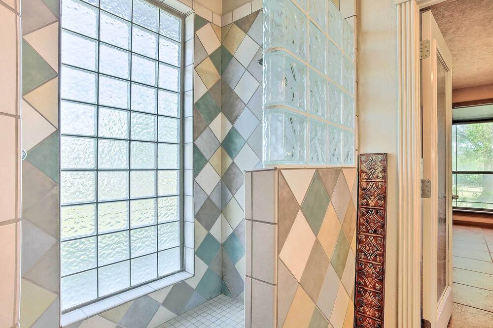 Photo of Bathroom in Franklin Estates