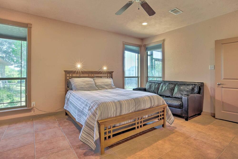 Photo of Bathroom in Franklin Estates