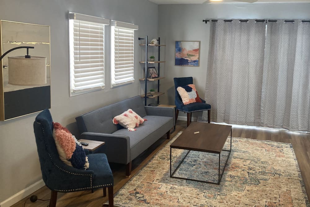 Photo of Livingroom in Big Lake