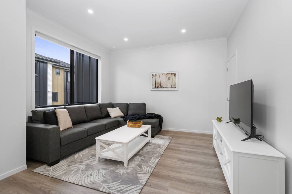 Photo of Livingroom in Hamilton North