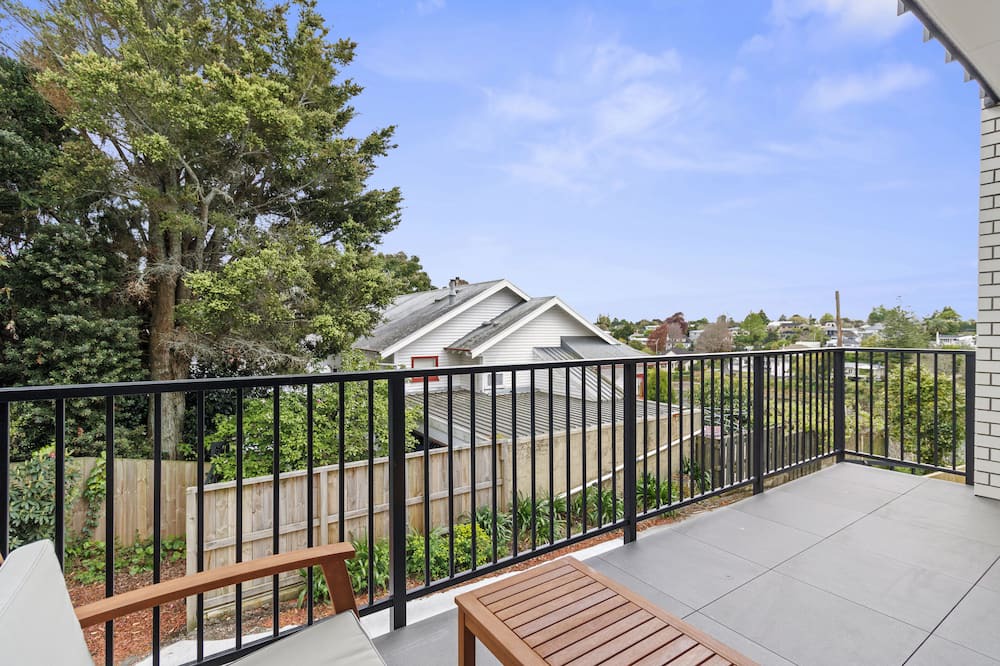 Photo of Patio Balcony in Hamilton North