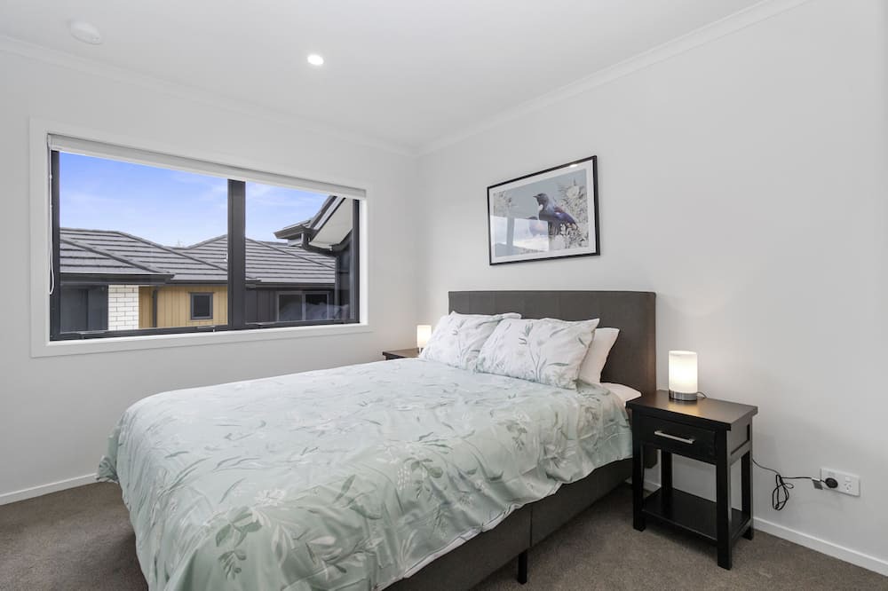 Photo of Bedroom in Hamilton North