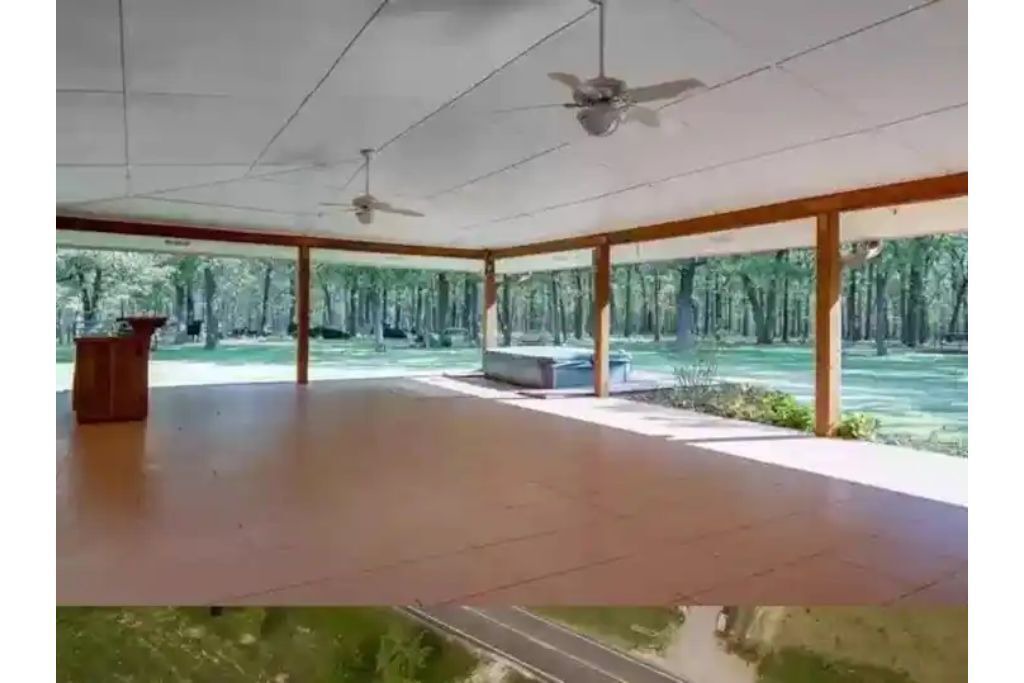 Photo of Patio Balcony in Klondike