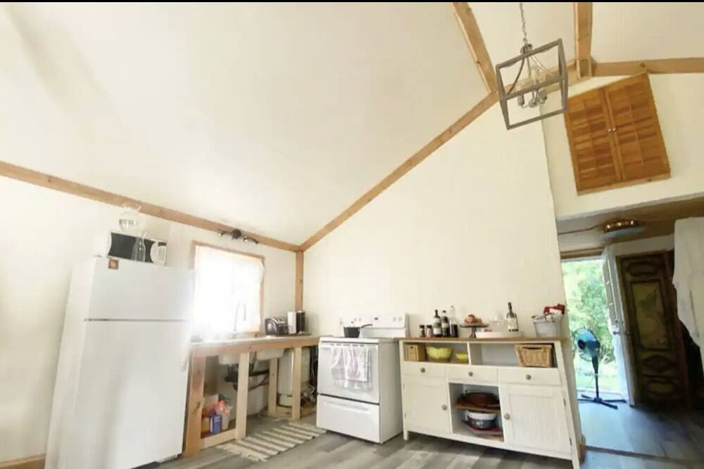 Photo of Kitchen in Kawartha Lakes