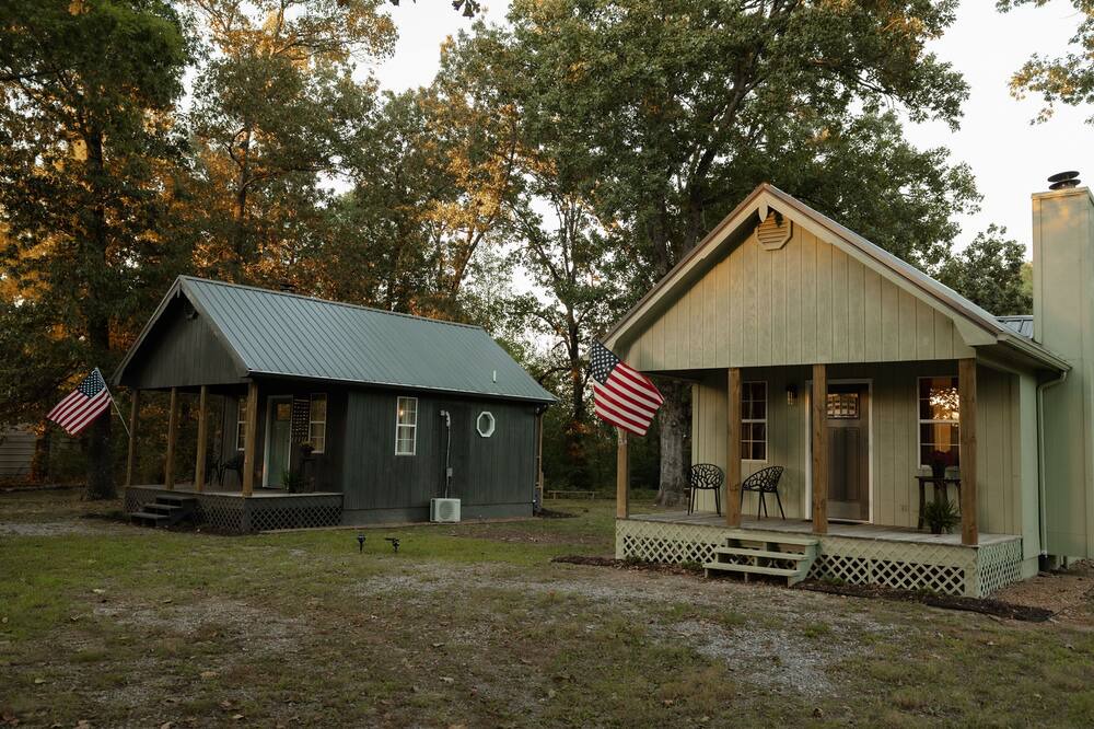 Photo of Outdoor in Benton