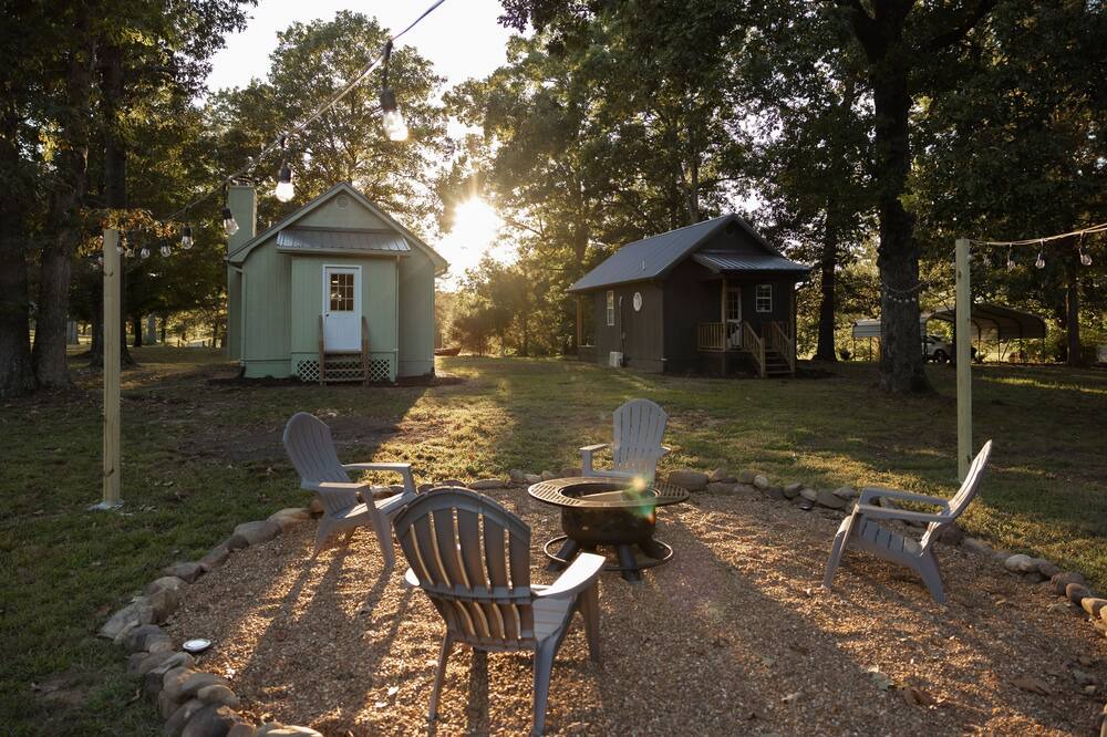 Photo of Outdoor in Benton