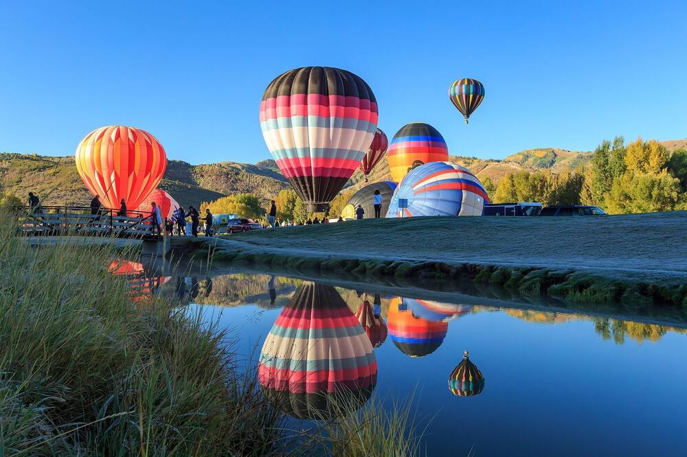Photo of Outdoor in Park Meadows