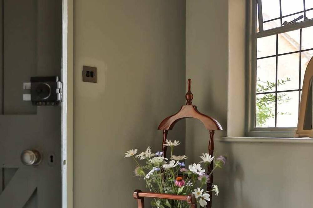 Photo of Others in Beverston