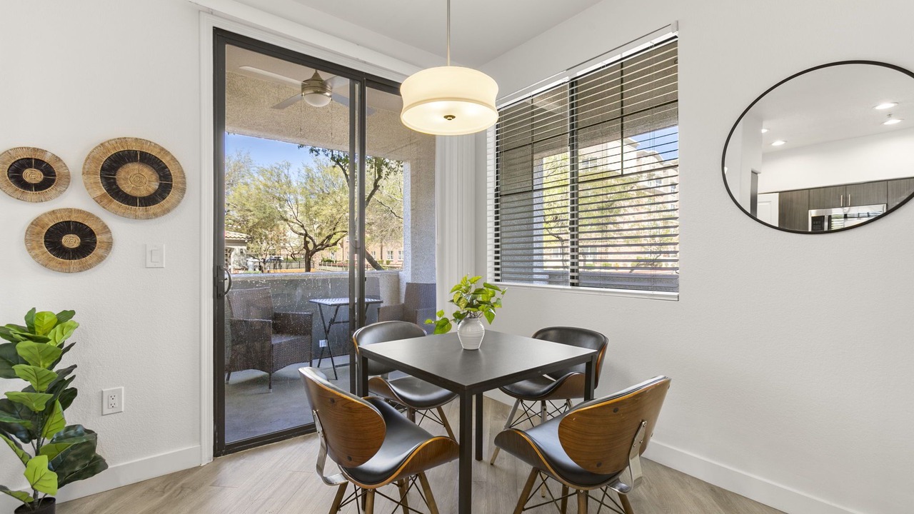 Photo of Bedroom in Glendale Sports and Entertainment District