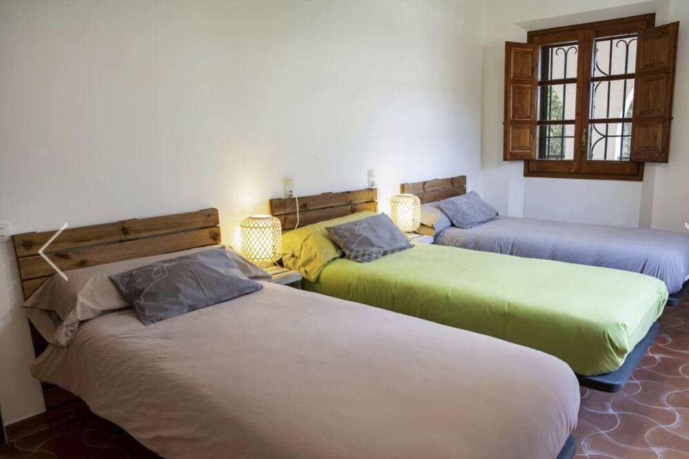 Photo of Bedroom in Salavinera