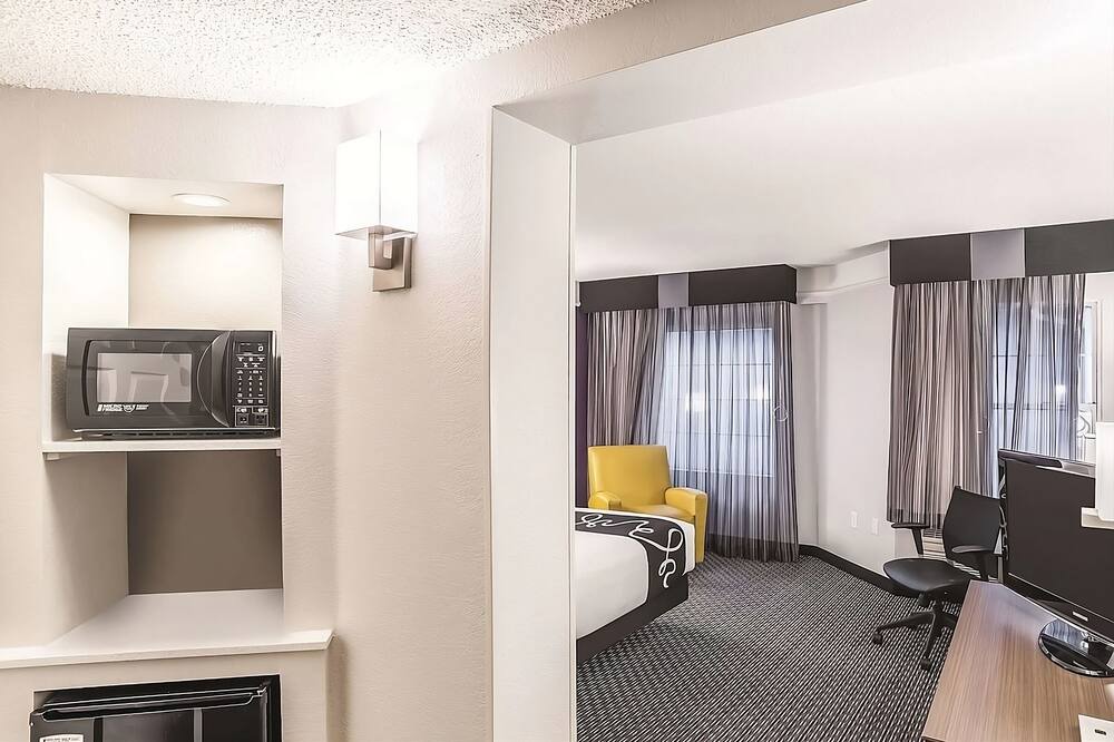 Photo of Bedroom in Woodlands Village