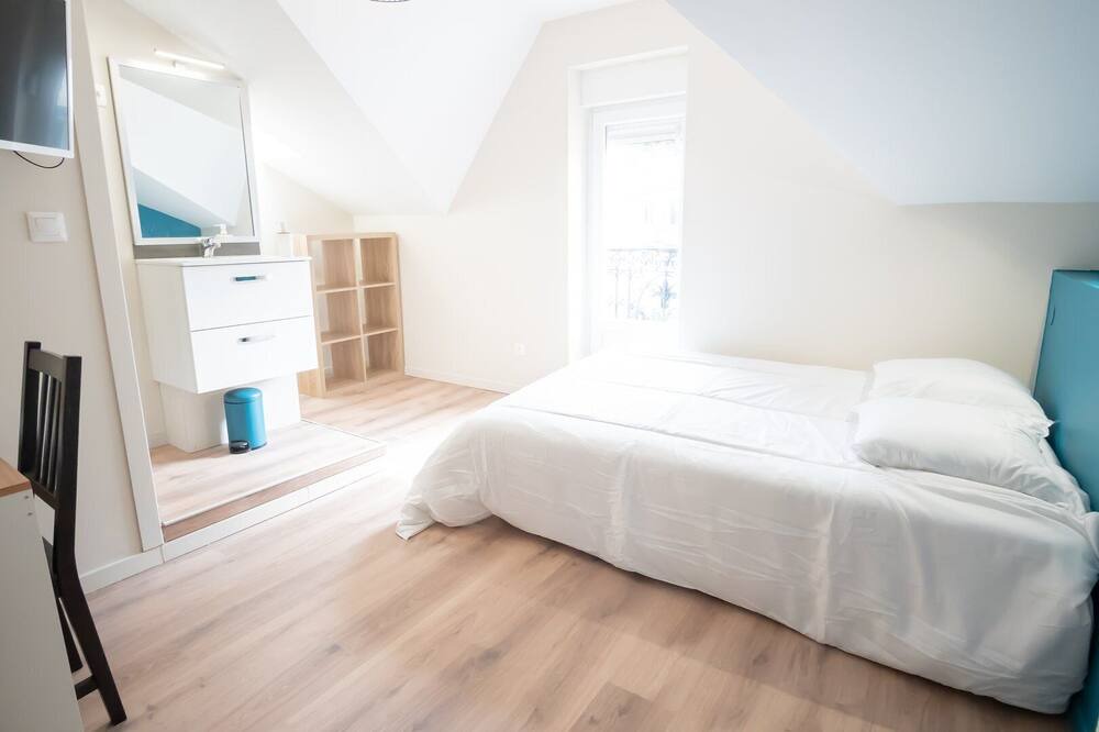 Photo of Bedroom in Quartier Beauregard-Boufflers-Buthegnemont-Boudonville