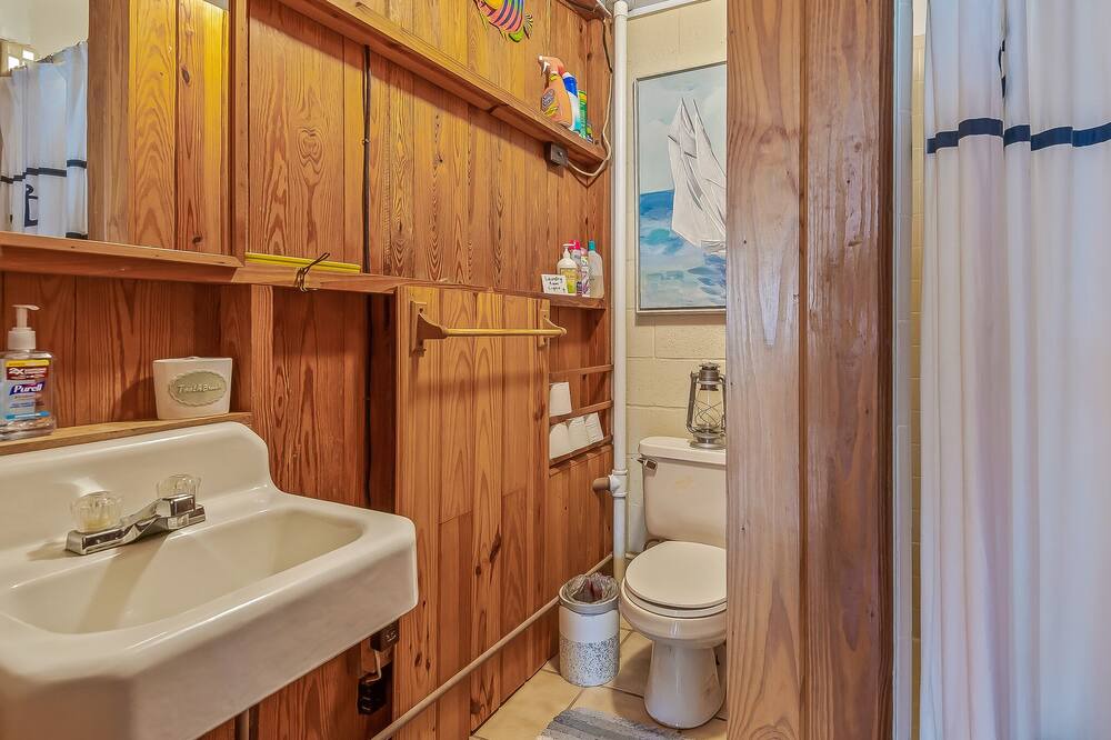 Photo of Bathroom in Alligator Point