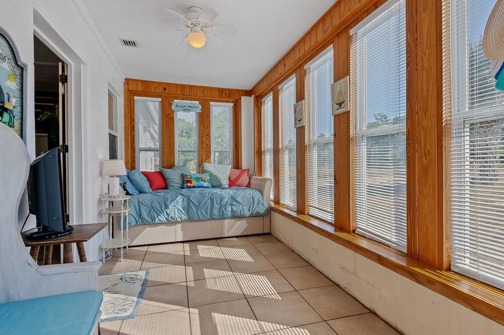 Photo of Bedroom in Alligator Point
