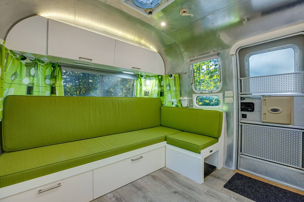 Photo of Others in Menlo