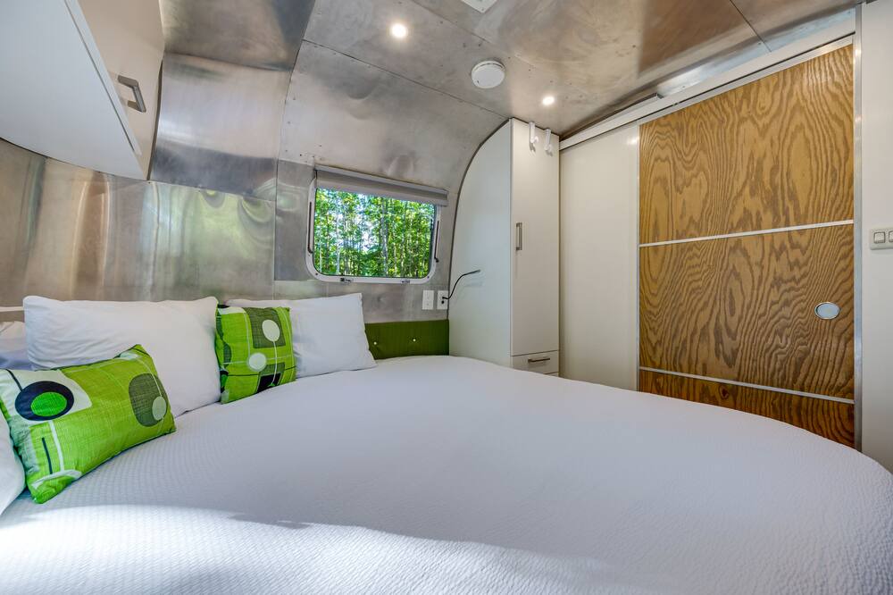 Photo of Others in Menlo