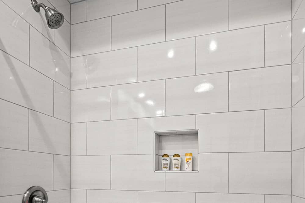 Photo of Bathroom in North Central Carrollton