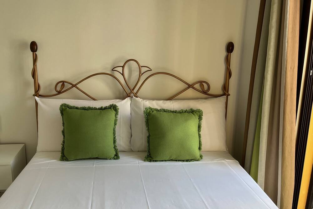 Photo of Bedroom in Santa Marina