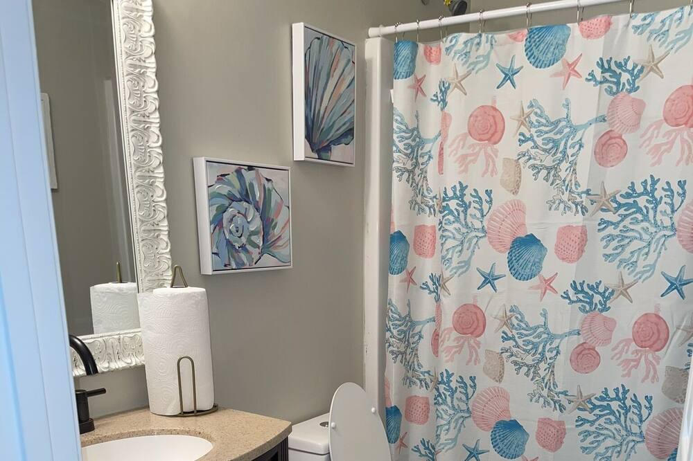Photo of Bathroom in Newnan