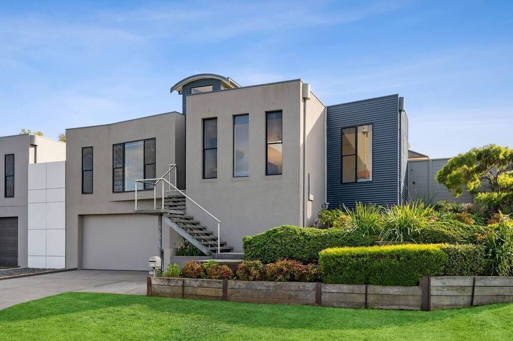 Photo of Others in Highton