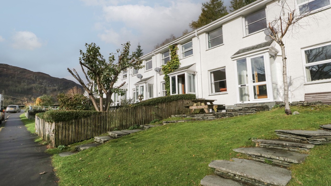 Photo of Outdoor in Chapel Stile