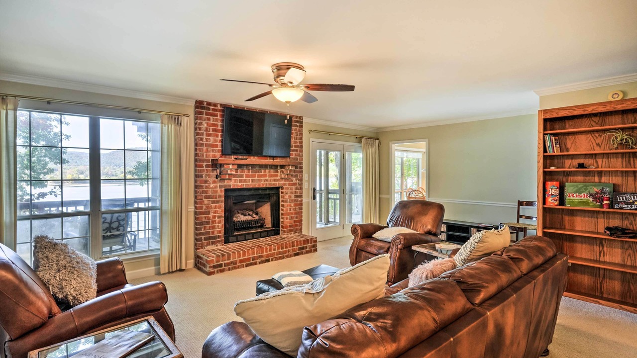 Photo of Livingroom in Soddy-Daisy