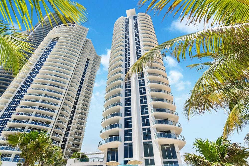 Photo of Others in Sunny Isles Beach