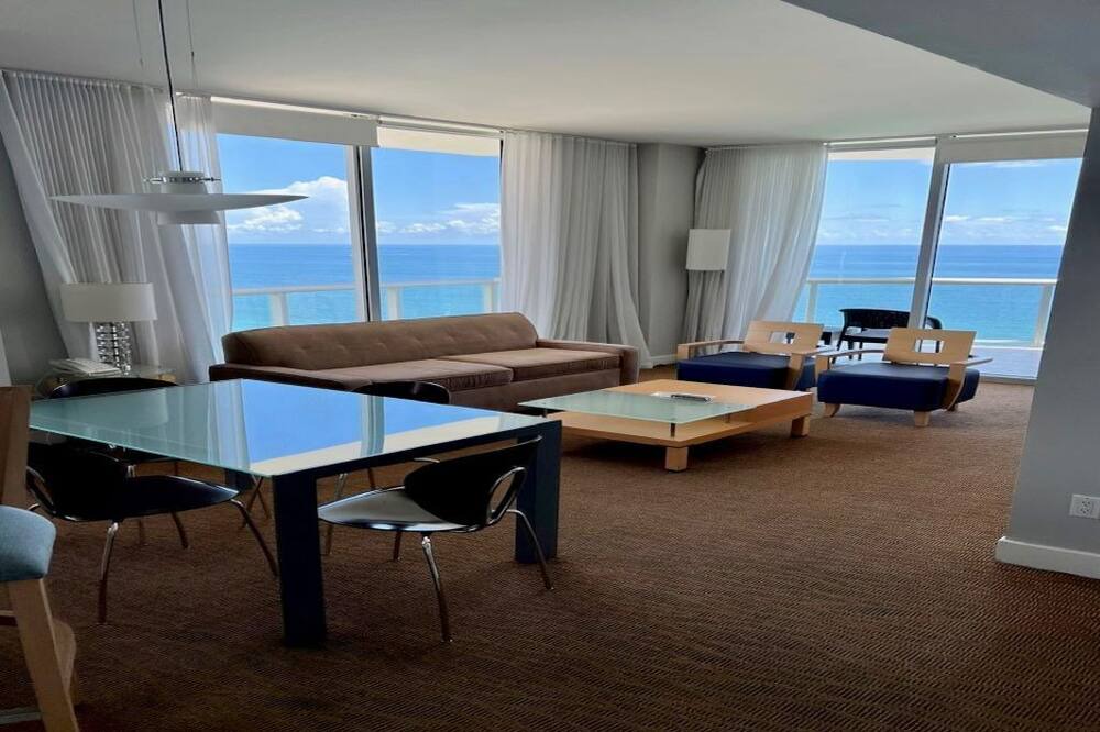 Photo of Others in Sunny Isles Beach