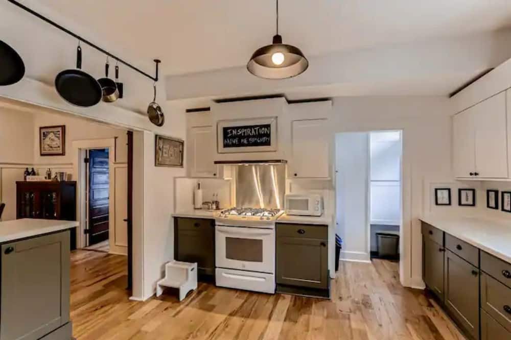 Photo of Others in Foster - Powell