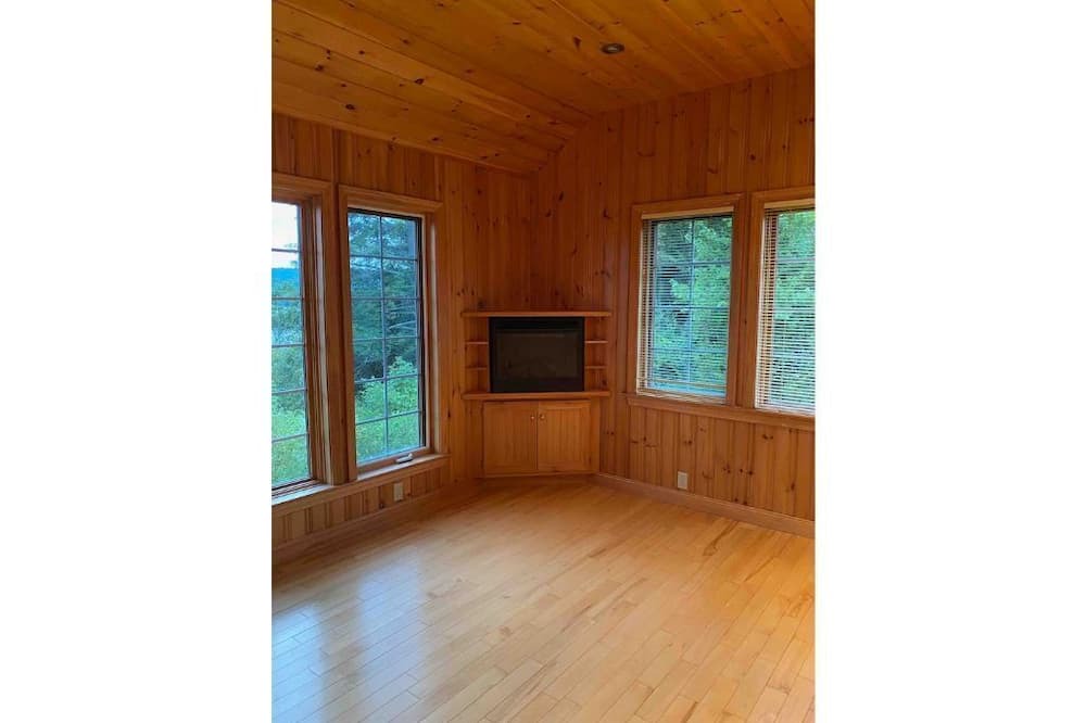 Photo of Kitchen in Kingsclear