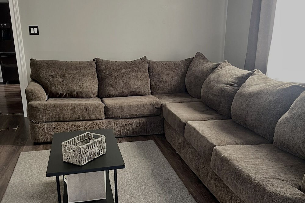 Photo of Livingroom in Depew