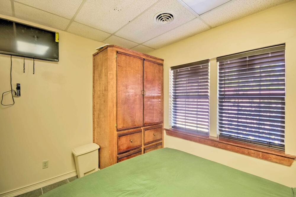 Photo of Bedroom in Newton
