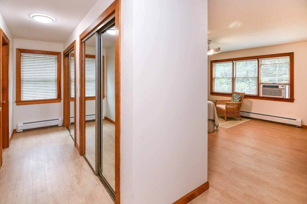 Photo of Bathroom in Lagoon Heights