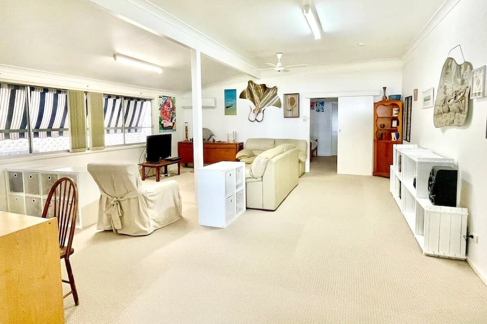 Photo of Others in Tanilba Bay