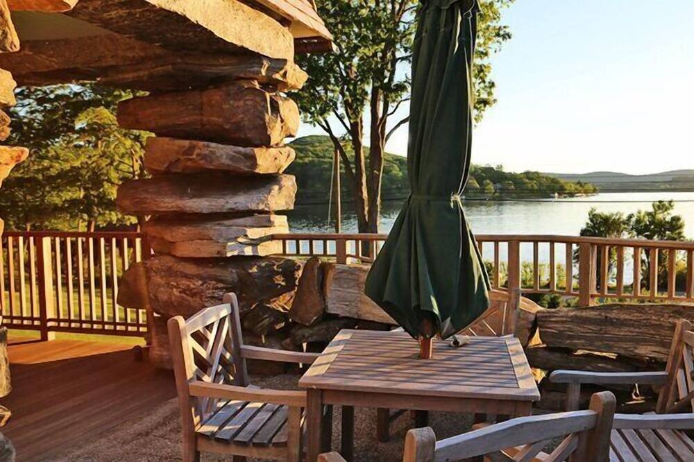 Photo of Patio Balcony in New Preston