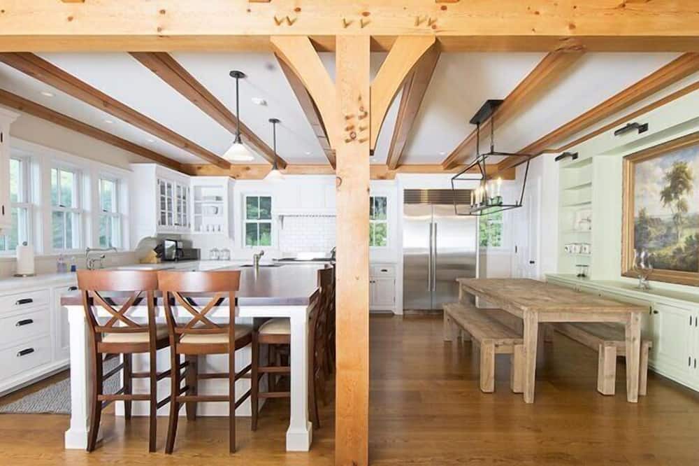 Photo of Kitchen in New Preston