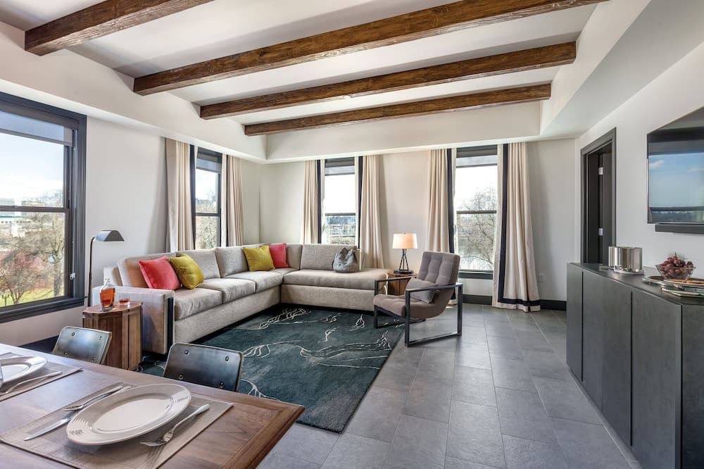 Photo of Livingroom in Old Town Chinatown