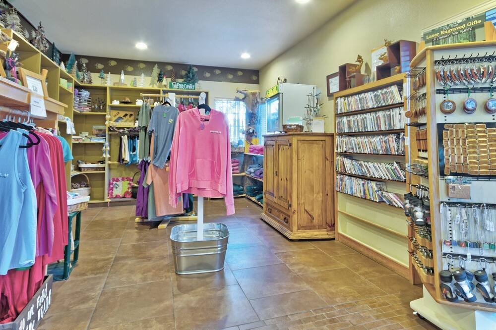 Photo of Others in Pinetop